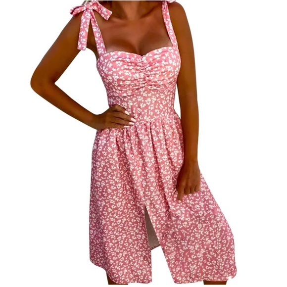 Dresses & Skirts - New New Women’s Slit Front Ruched Dress  Floral Print Midi Dress Sz Small